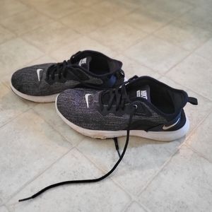 Womens Nike sneakers size 9